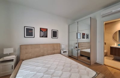 Alquiler de un amplio apartamento de 3 habitaciones, 71 m², distrito Belgrade Waterfront, Belgrado, Serbia